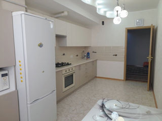 Apartament cu 3 camere, 113 m², Botanica, Chișinău foto 8