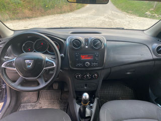 Dacia Logan foto 2