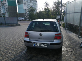 Volkswagen Golf foto 3