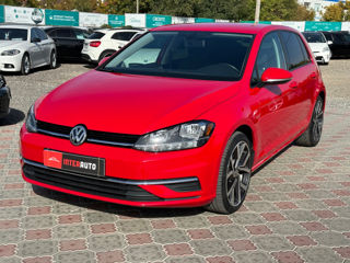 Volkswagen Golf foto 1