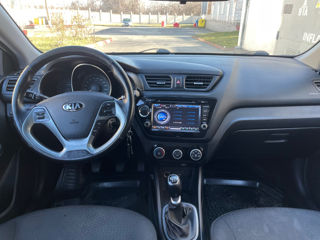 KIA Rio foto 9