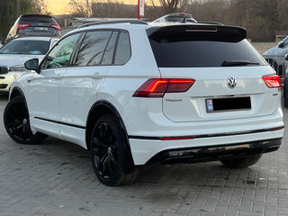 Volkswagen Tiguan foto 3