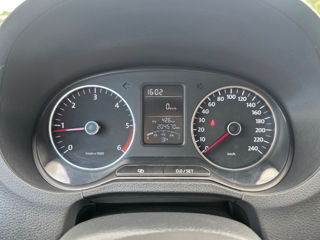 Volkswagen Polo foto 8