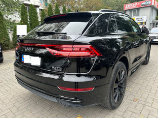 Audi Q8 foto 6