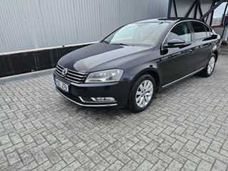 Volkswagen Passat foto 6