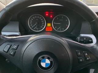 BMW 5 Series foto 9