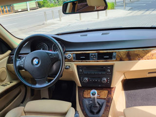 BMW 3 Series foto 2