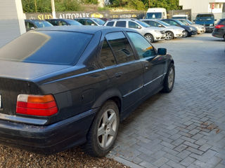 BMW 3 Series foto 3