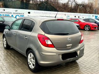 Opel Corsa foto 4