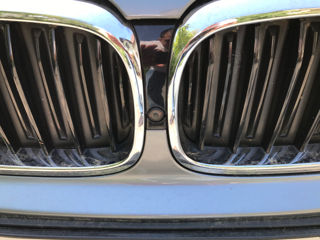 BMW 5 Series foto 8