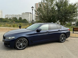 BMW 5 Series foto 2