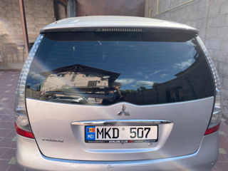 Mitsubishi Grandis foto 3