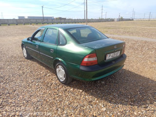 Opel Vectra foto 2