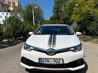 Toyota Auris foto 2