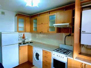 Apartament cu două odăi pentru familie tînără în Ialoveni str. Chilia. 21 500 euro. foto 6