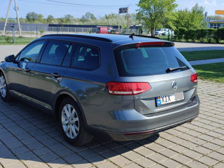 Volkswagen Passat foto 4