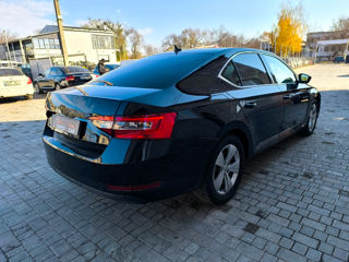 Skoda Superb foto 7