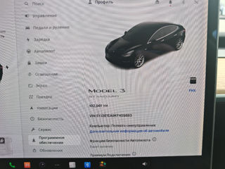 Tesla Model 3 foto 9