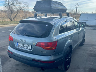 Audi Q7 foto 3