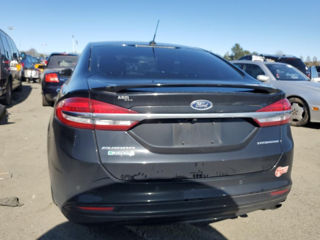 Ford Fusion foto 4