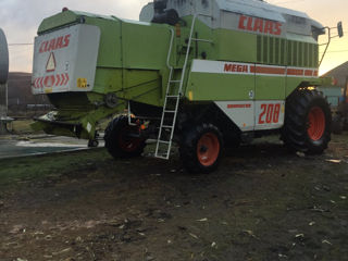 Claas Mega 208 foto 2