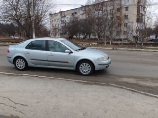 Renault Laguna foto 5