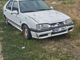 Renault 19, 1993