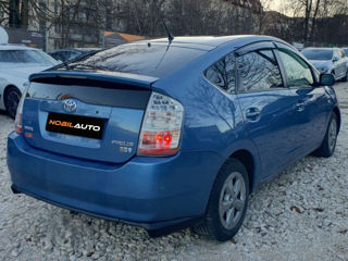 Toyota Prius foto 4