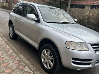 Volkswagen Touareg foto 2