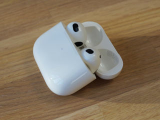 AirPods 3 Noi - În Credit cu Garanție! foto 3