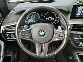 BMW 5 Series foto 9