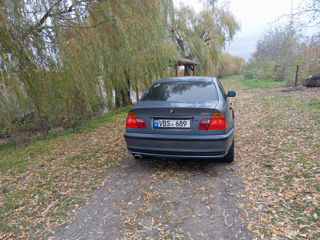 BMW 3 Series foto 3