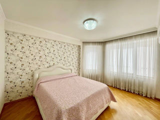 Apartament cu 2 camere, 55 m², Botanica, Chișinău foto 1