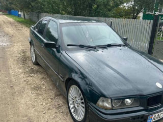 BMW 3 Series foto 4