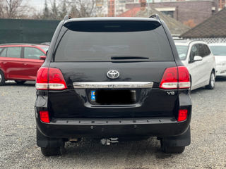 Toyota Land Cruiser foto 2