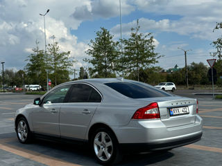 Volvo S80 foto 2