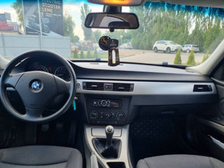 BMW 3 Series foto 9