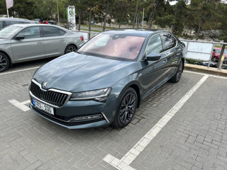 Skoda Superb foto 2