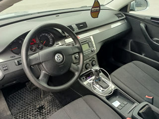 Volkswagen Passat foto 2