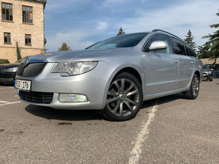 Skoda Superb foto 3