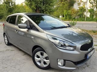 Kia Carens foto 1