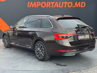 Skoda Superb foto 8