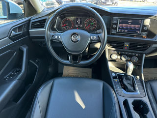 Volkswagen Jetta foto 8