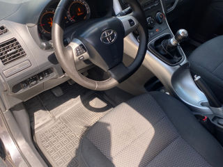 Toyota Auris foto 6