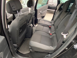 Renault Grand Scenic foto 13