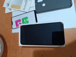 Xiaomi Mi A2 Lite идеальное состояния -как новый-два чехла-бронестекло foto 4