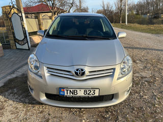 Toyota Auris foto 2
