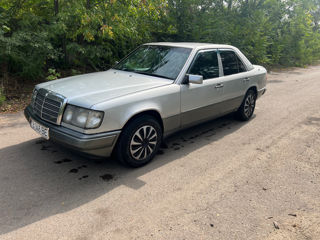 Mercedes E-Class