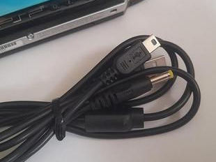 Кабель USB для зарядки и синхронизации данных для PSP