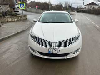 Lincoln MKZ foto 2